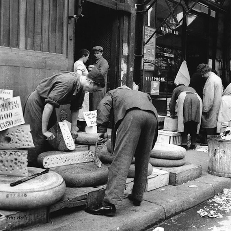 Продажа сыра  Fromagier, Paris 1938 год
