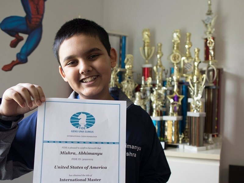 Двенадцатилетний школьник стал самым молодым шахматным гроссмейстером