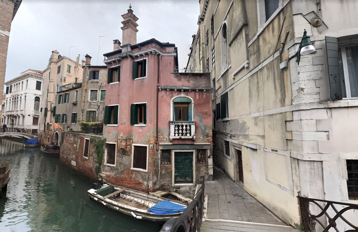 Самый необычный магазин в Венеции