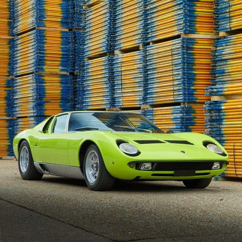 3. Lamborghini Miura P400 S 1968 года продали за £737,000 (81 600 000 руб.)