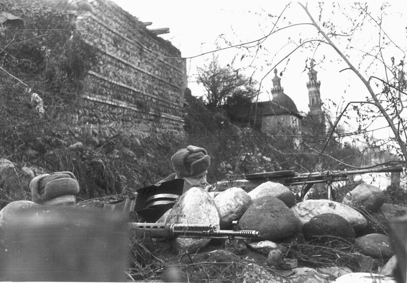 Хроника военных дней в фоторепортажах Виктора Темина