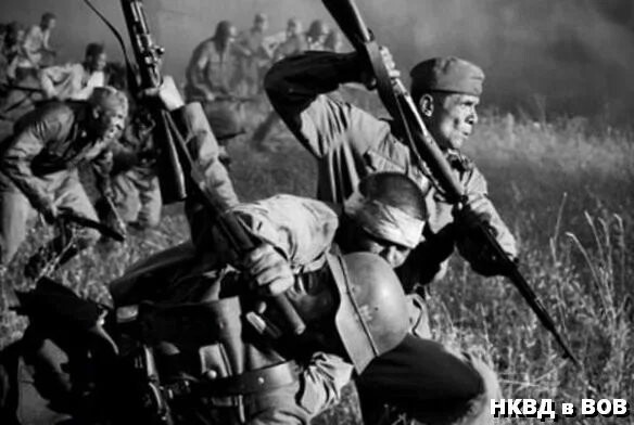 Они стояли на смерть, но кинематограф делает из них мерзавцев