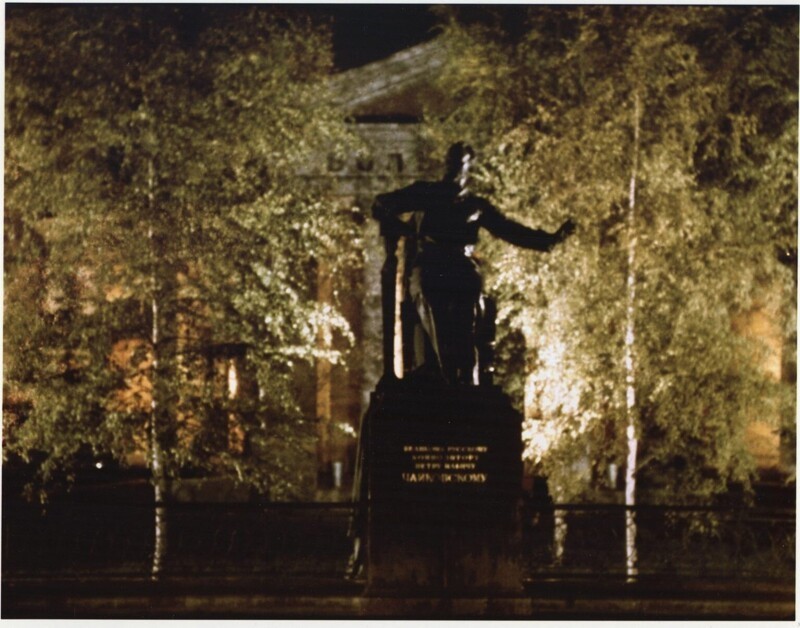 1959 год. Памятник композитору П.И. Чайковскому на Большой Никитской улице.