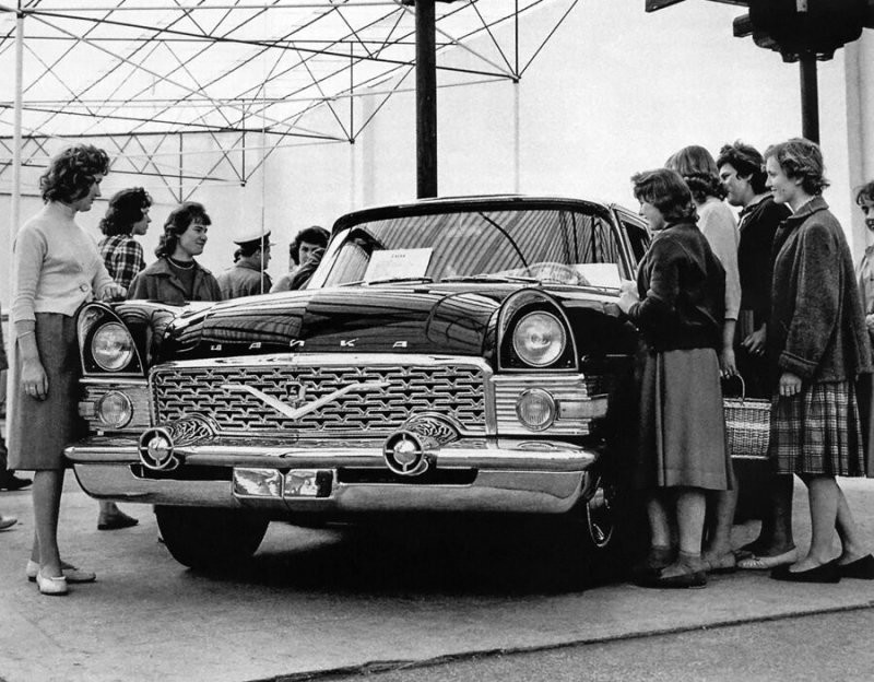 Автомобиль на автовыставке в Праге, 1960 год