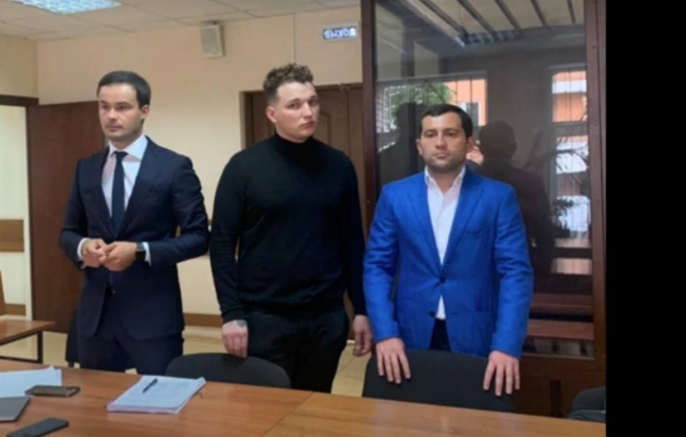 Суд вынес приговор Эдварду Билу за совершённое им в Москве ДТП