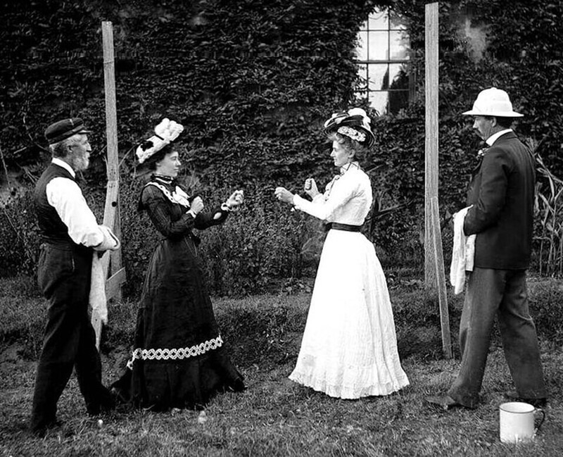 Женский бокс появился впервые на Олимпийских играх на демонстрационной схватке в 1904 году