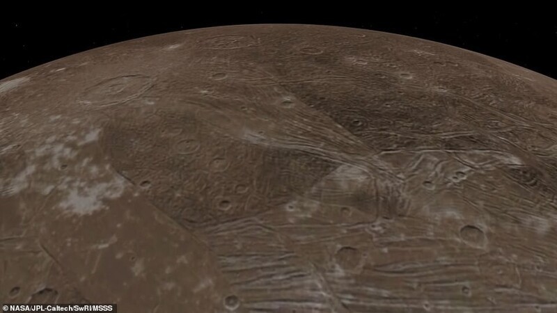 Уникальное видео: путешествие вокруг Юпитера и его спутника за три минуты
