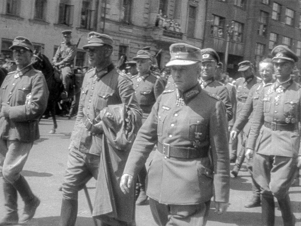 немецкие военные на красной площади