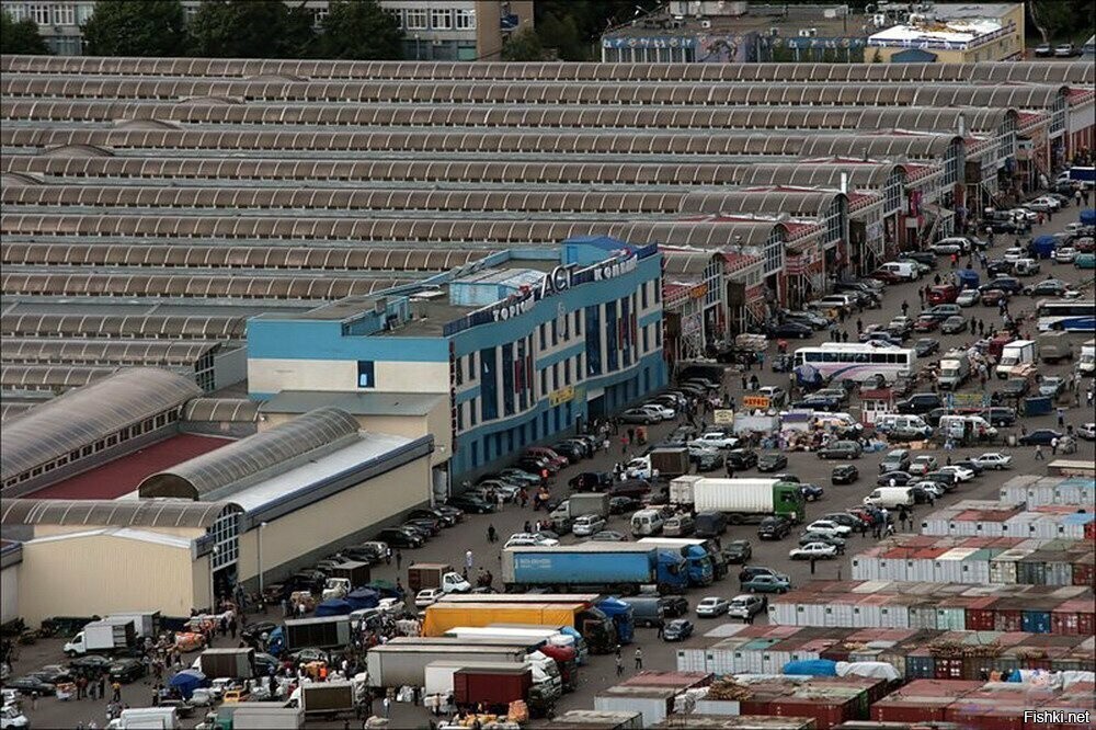 Самый большой рынок. Черкизовский рынок Москва 90е. Черкизовский рынок в Москве в 90. Черкизон рынок 2020. Черкизовский рынок сверху.