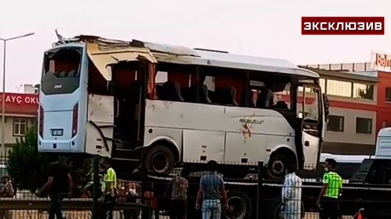 В Анталье перевернулся туристический автобус с россиянами, погибли четыре человека
