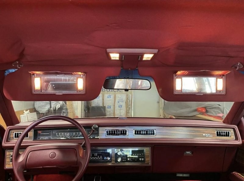Buick Electra Park Avenue из восьмидесятых: внучка продала дедов Бьюик с мизерным пробегом