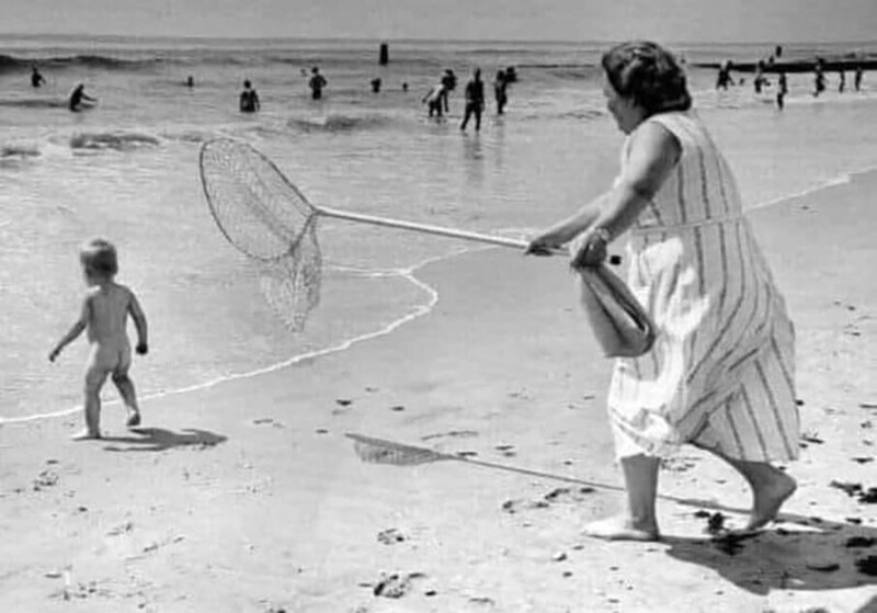 На пляже Рокавей, Нью-Йорк. 1958 год