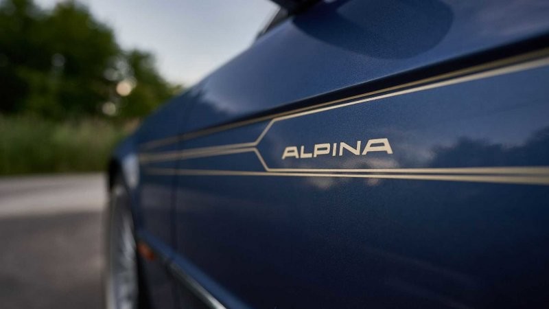 Редкая Alpina B12 1998 года поступила в продажу, и она просто идеальна