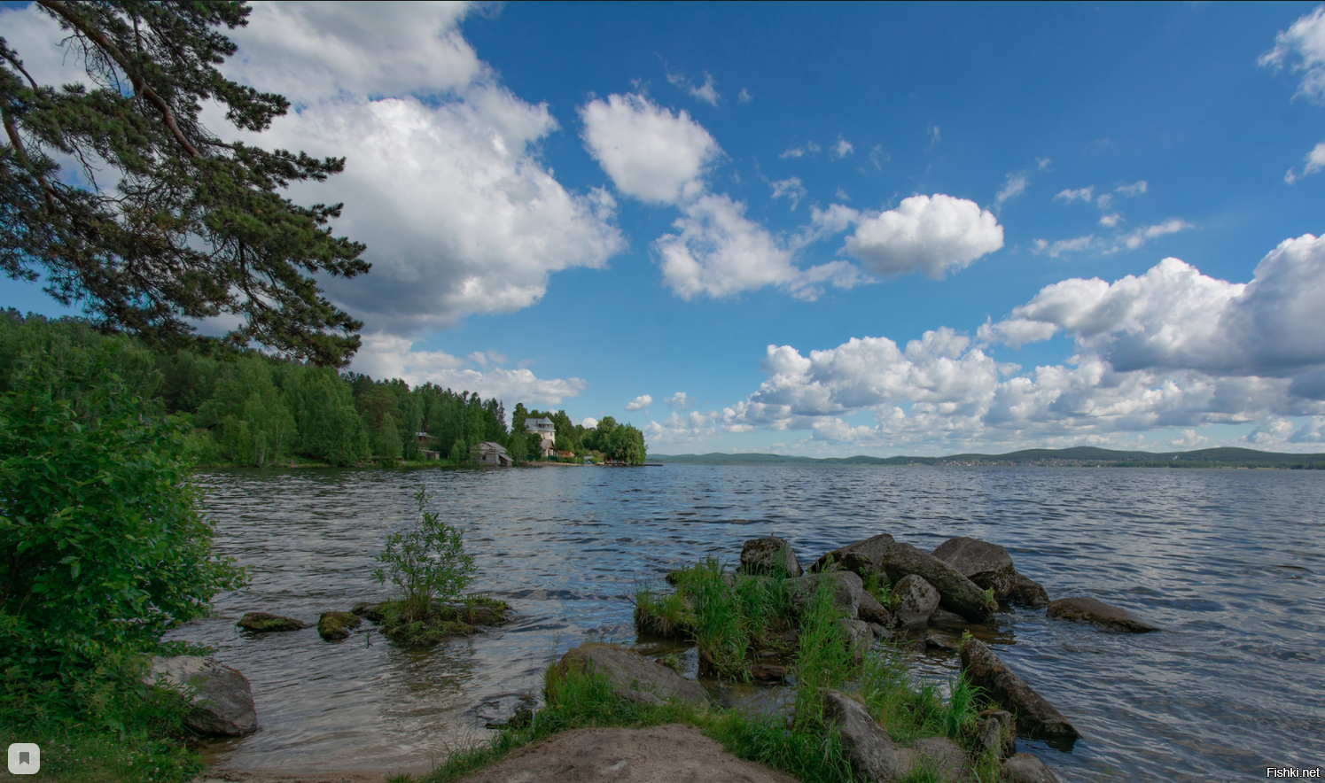 Озеро таватуй свердловская. Озеро Таватуй. Таватуй озеро Екатеринбург. Озеро Таватуй Урал. Наш Урал озеро Таватуй.
