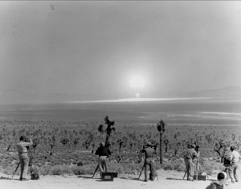 Ядерное испытание мощностью 3,2 килотонны под названием "Wasp Prime" в пустыне Невада, 29 марта 1955 года