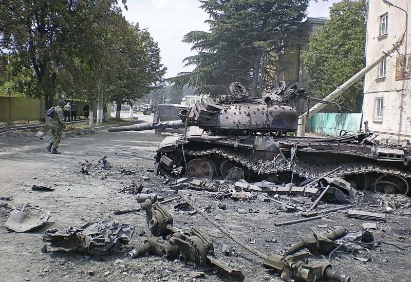 В 2008 году Грузия с одобрения Запада применила армию против гражданского населения