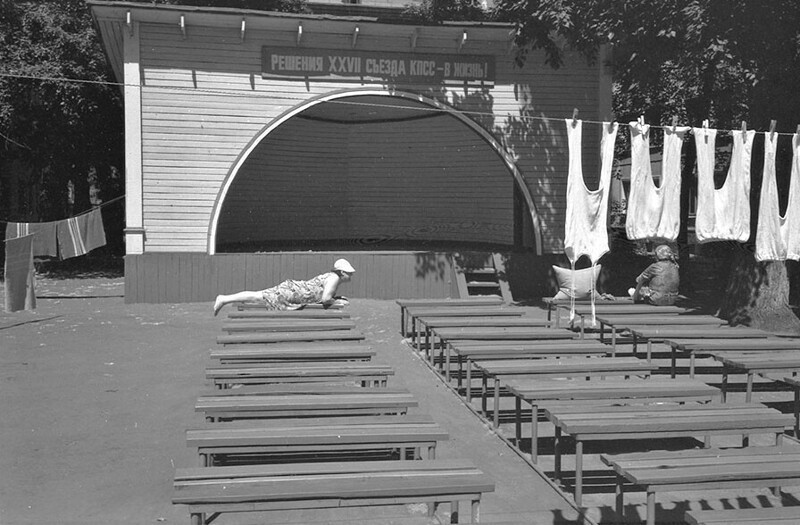  Обычный летний день. 3 июня 1986 года, Летний день, агитплощадка, фото Александр Бобкин.