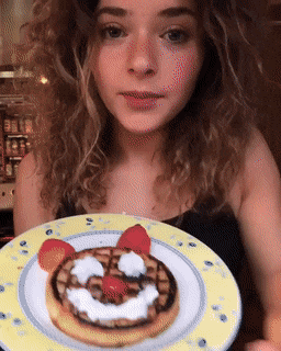 Пока ты снимала