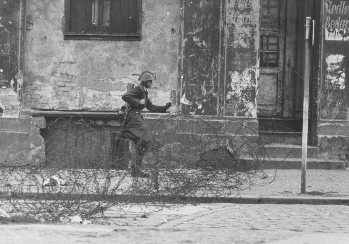 Прыжок в свободу фото 1961