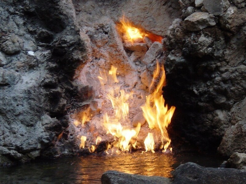 6) Пещера Воды и Пламени в Тайване