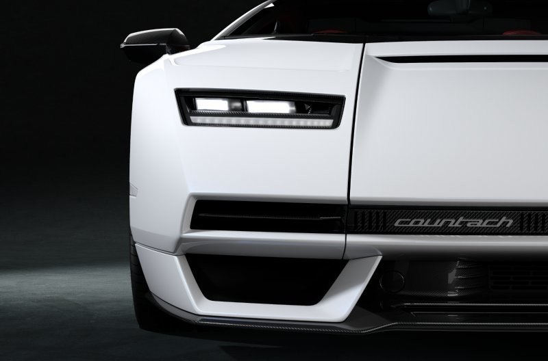 Countach 21 века, выпущенный в честь 50-летия одной из самых знаковых моделей Lamborghini