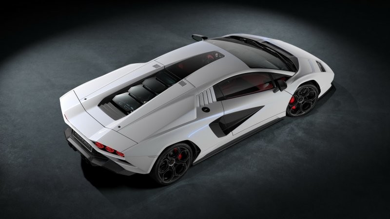 Countach 21 века, выпущенный в честь 50-летия одной из самых знаковых моделей Lamborghini