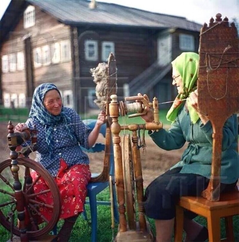 Деревня Кишма, 1950-е фото сделано Михаилом Савиным в 1950-е годы, бабушки родом из 19 века.