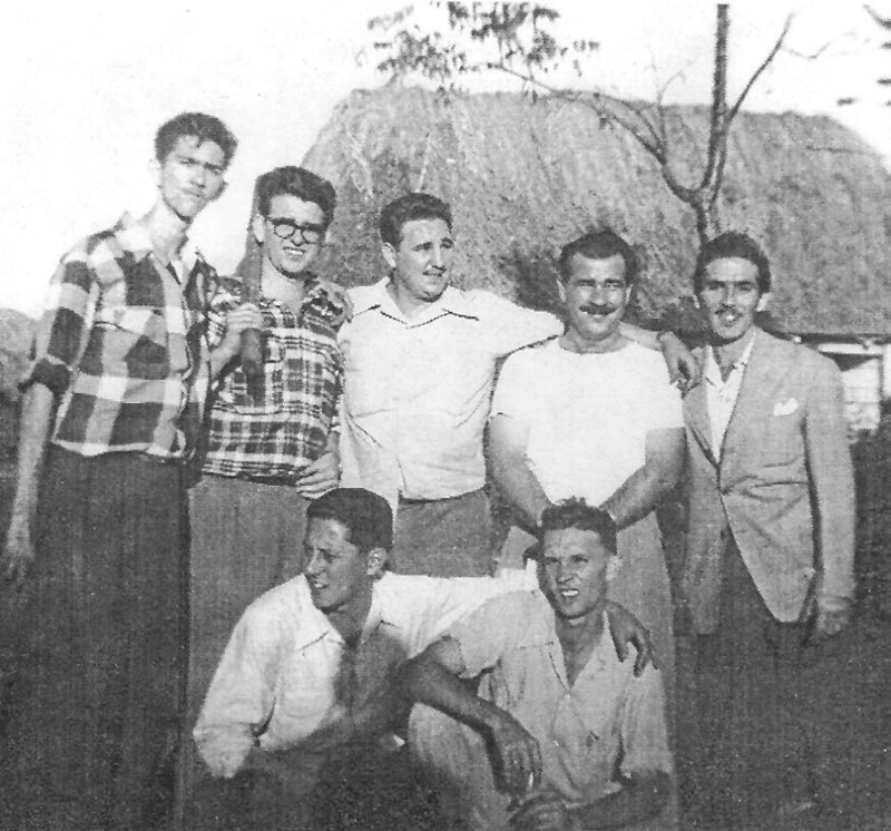 Фидель Кастро и его товарищи в Лос Палос во время подготовки к штурму казарм Монкада в июле 1953 год