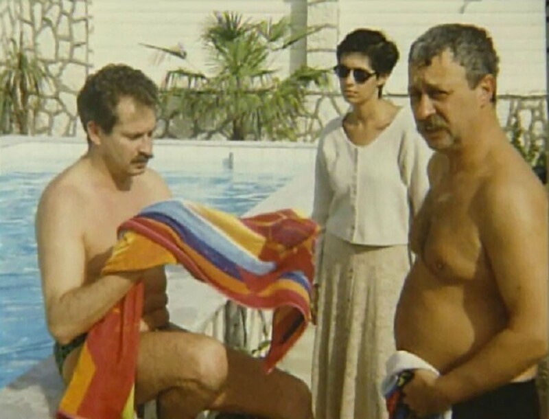 Владислав Листьев со своей супругой Альбиной Назимовой и Леонидом Якубовичем на отдыхе за границей, начало 1990-х