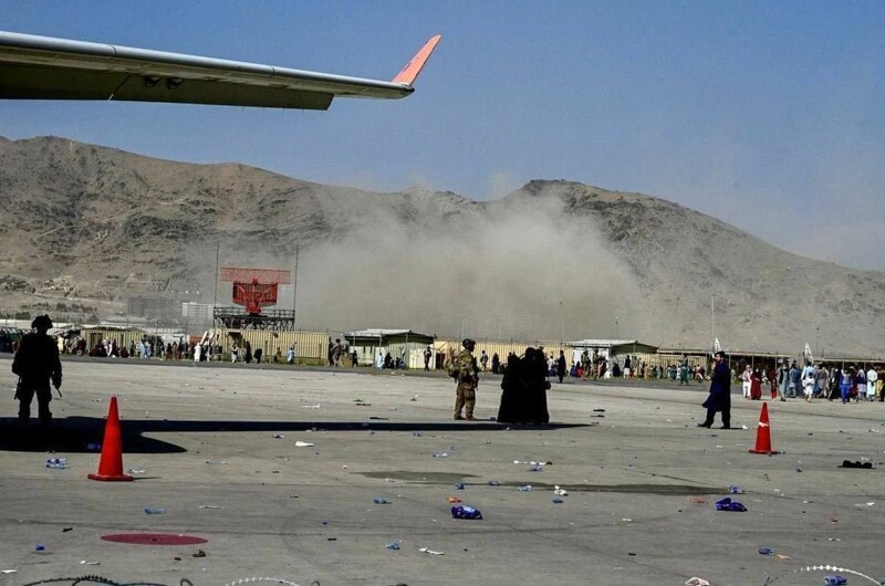 В аэропорту Кабула теракт.