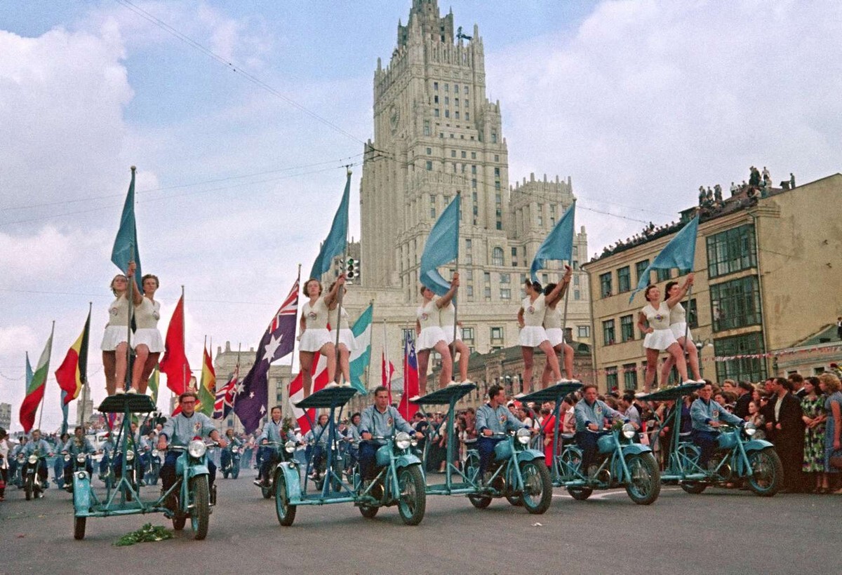 Фестиваль молодежи москва 1957