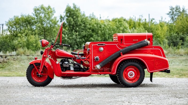 Реставрация пожарного трайка Kurogane Model 1 — редкая часть истории мототехники