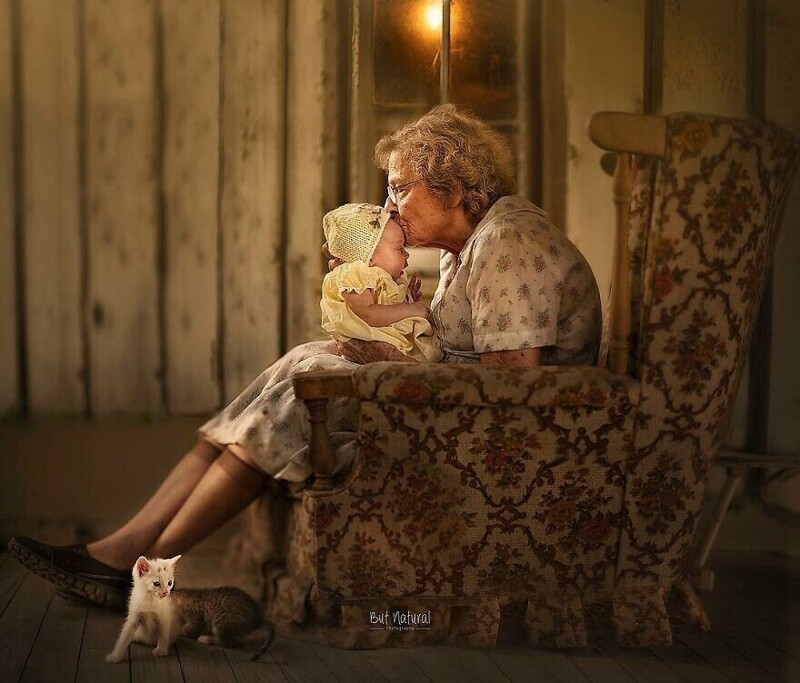 Они всегда рядом: фото бабушек и дедушек с внуками, которые греют душу