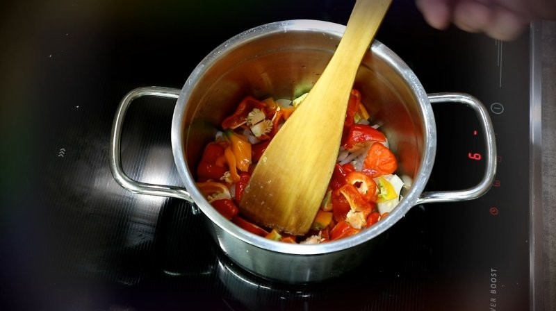 Очень острый соус и очень вкусный