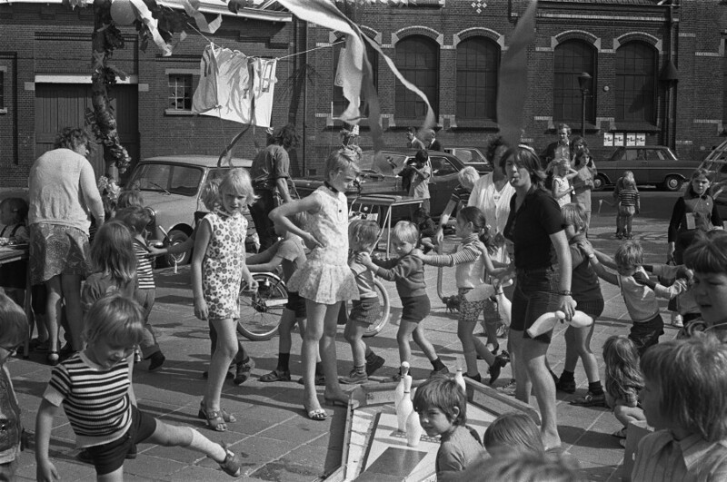 4 сентября 1971 года. Амстердам. Детский праздник.