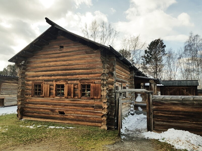 Чем владел крестьянин в Сибири более 100 лет назад: смотрим дом и хозяйство середняка