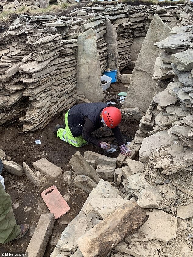В гробнице на Оркнейских островах обнаружены полированные каменные шары возрастом более 4000 лет