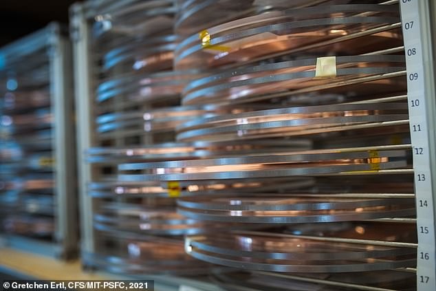 На шаг ближе к термоядерному синтезу: ученые протестировали магнит рекордной мощности