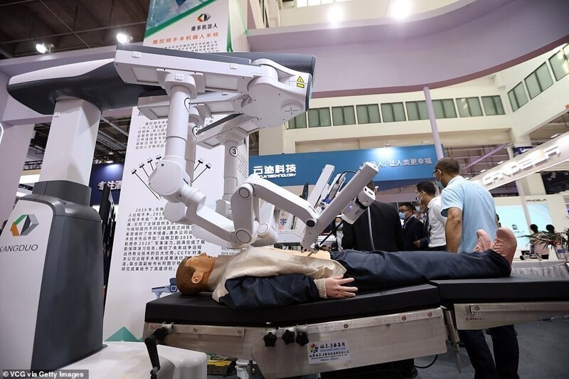 Робот для лапароскопической хирургии Kando Robotic способен выполнять сложные операции