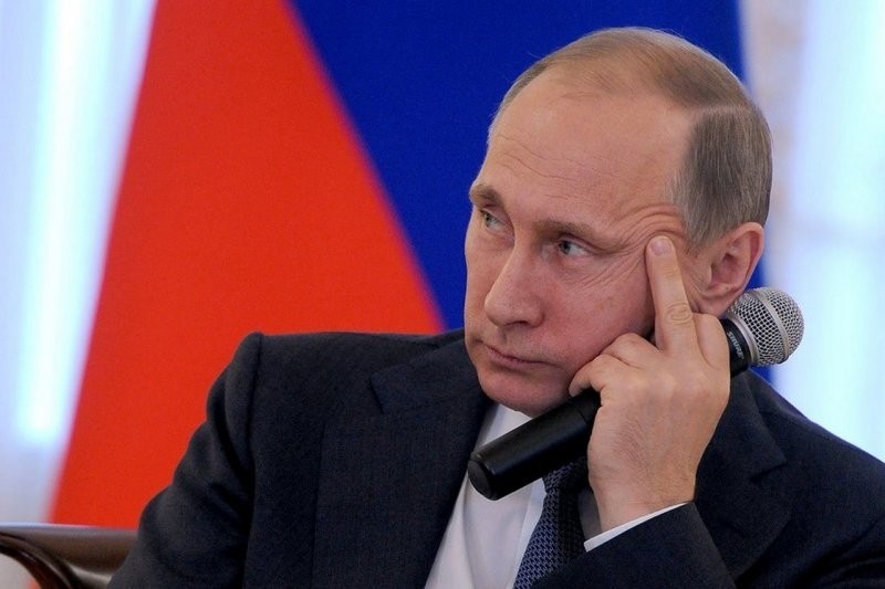 Владимир Путин ушел на самоизоляцию из-за ситуации с ковидом в его ближнем окружении