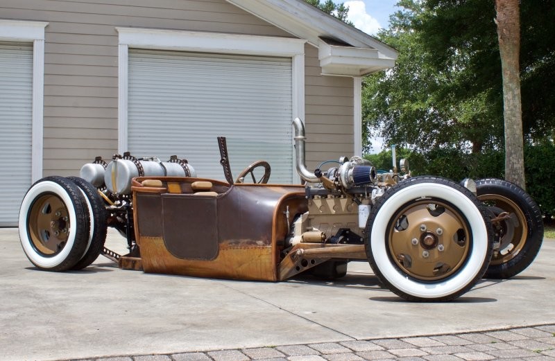 Старинный Dodge 1918 года превратили в великолепный хот-род