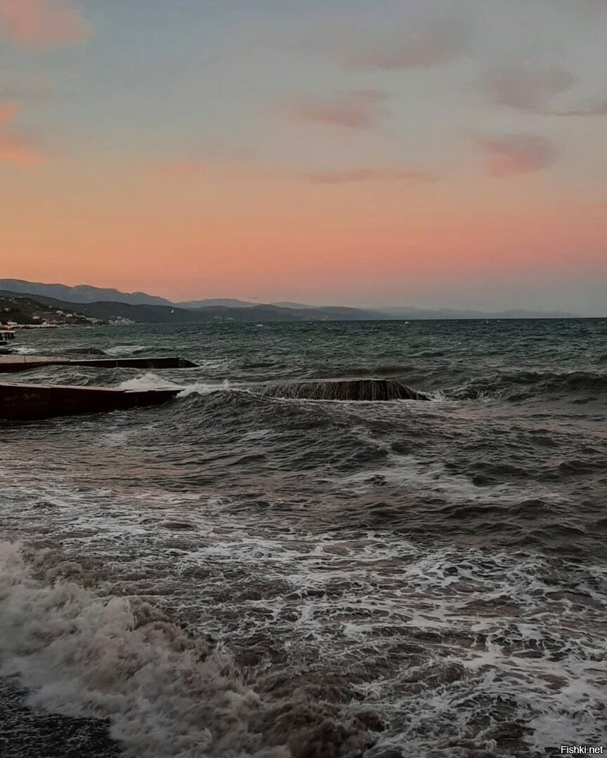 Черное море в сентябре. Море в сентябре. Август сентябрь море. Море фото сентябрь.