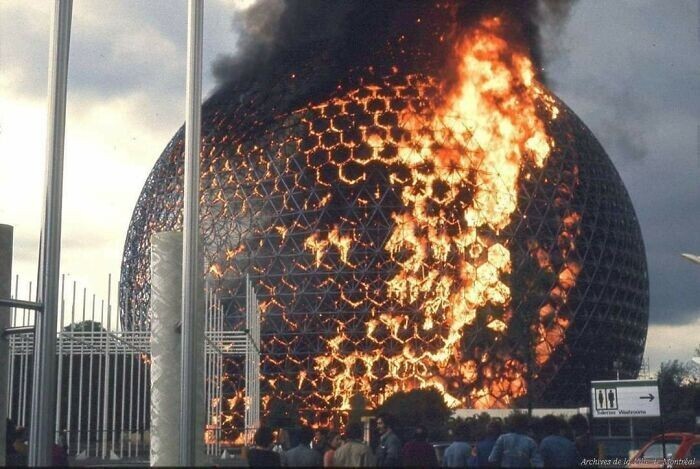 20 мая 1976 года, во время капитального ремонта загорелся прозрачный акриловый купол Биосферы Монреаля сгорел пожар