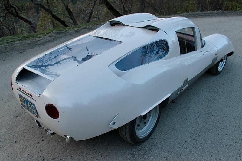 Самодельный "суперкар" сделанный писателем-фантастом: уникальную машину выставили на аукцион