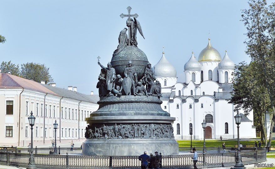 Фото памятника 1000 летие россии в великом новгороде