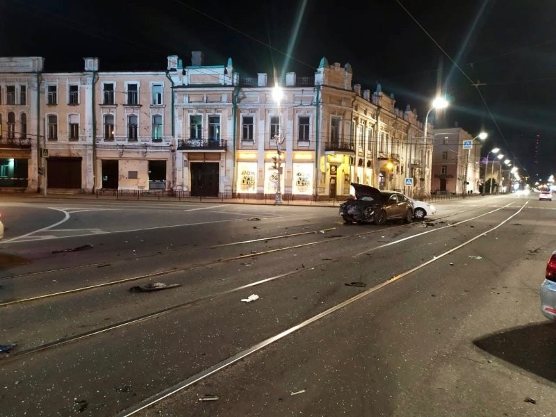 Авария дня. Ночное столкновение в центре Иркутска