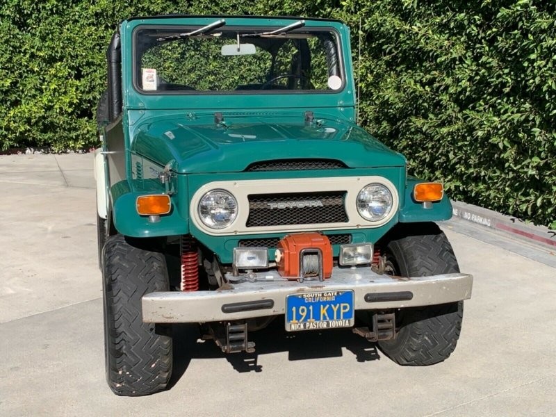 Нереальная находка: Toyota Land Cruiser FJ40 1974 года сохранился в превосходном состоянии