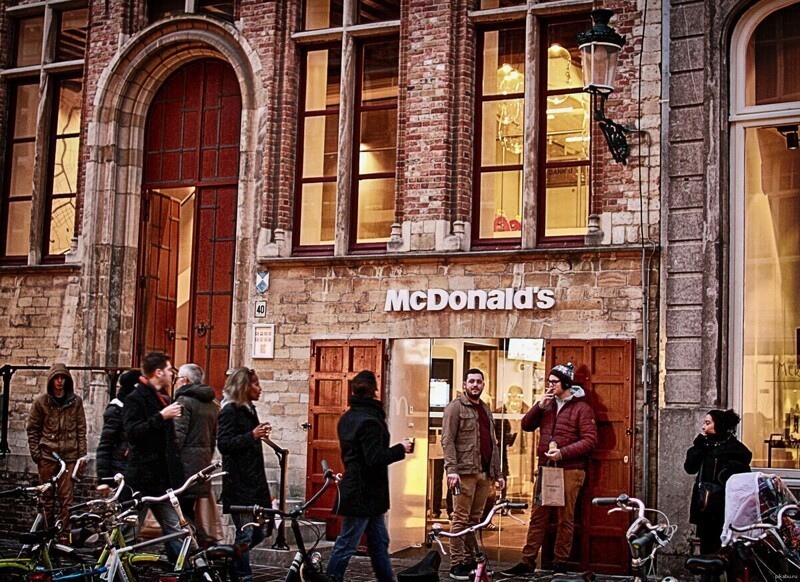 10 ресторанов Макдональдса в исторических зданиях Европы