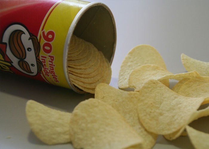 Procter & Gamble годами доказывали, что чипсы Pringles - не картофельные. Но Верховный суд Великобритании постановил, что они картофельные, требуя, чтобы Procter & Gamble заплатили 160 млн долларов налогов