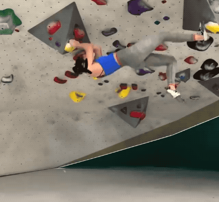 Женский образ в гифках